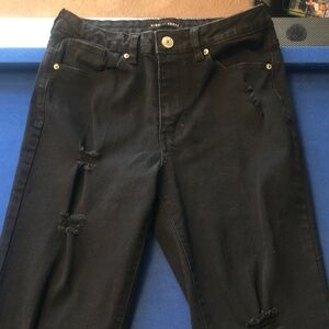Black Distressed Women Jeans